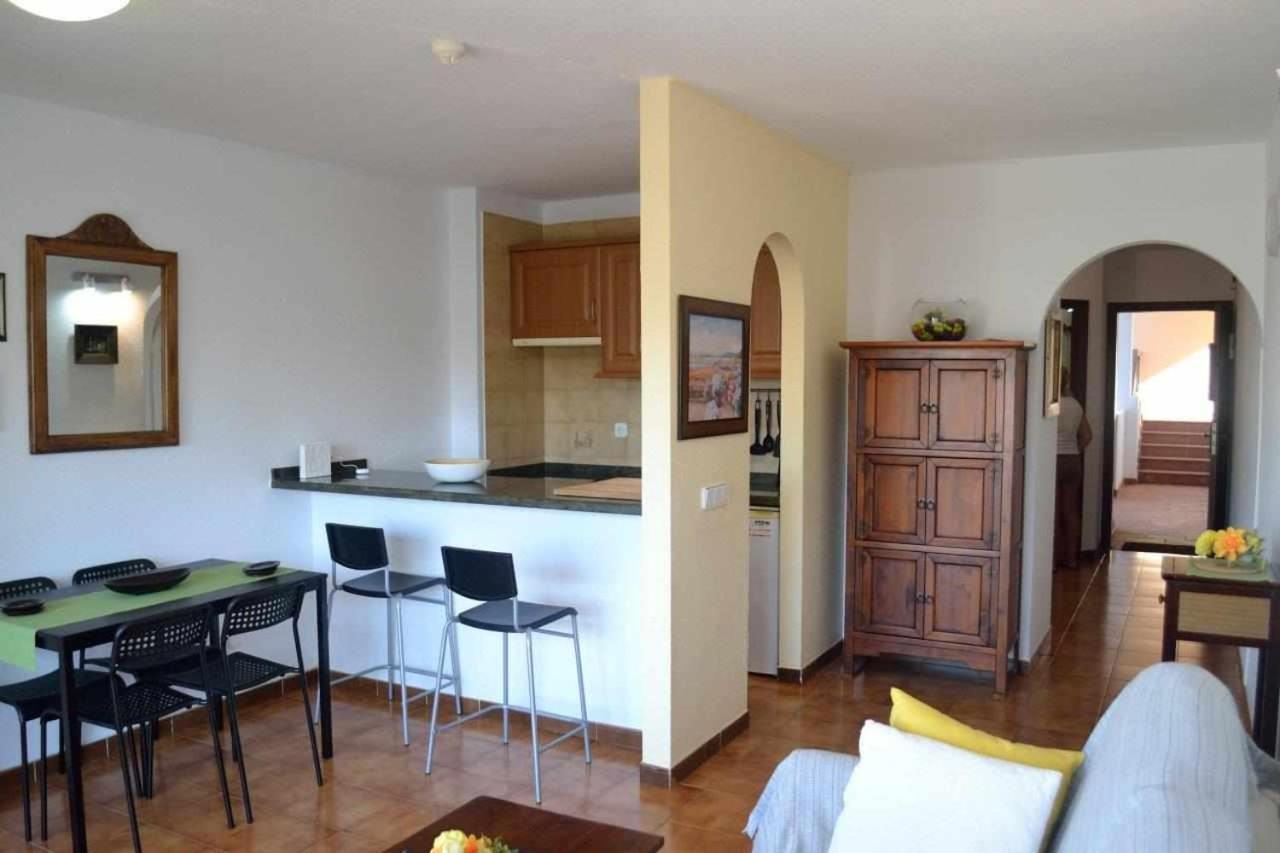 Apartamento 251 Con Vistas Al Mar Y A La Piscina San Miguel de Abona Esterno foto